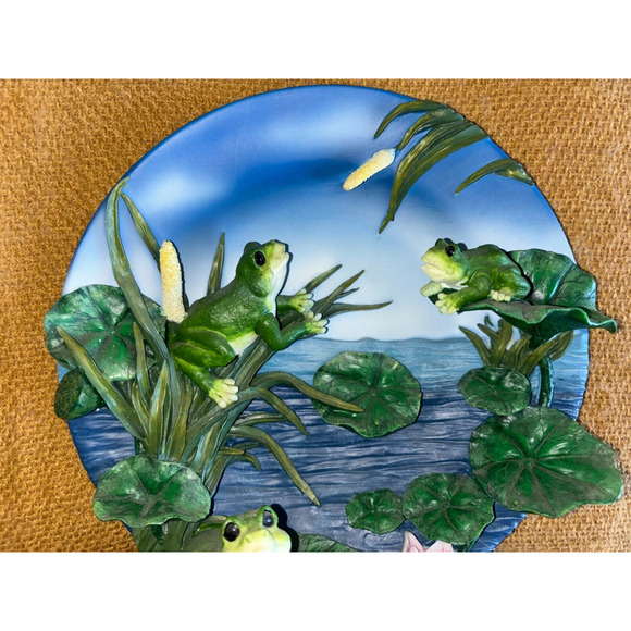 Herco Plate Frogs Ceramic 3-D Plate Statue Figurine Frogs, Waterlilies Gift - Picture 3 of 16